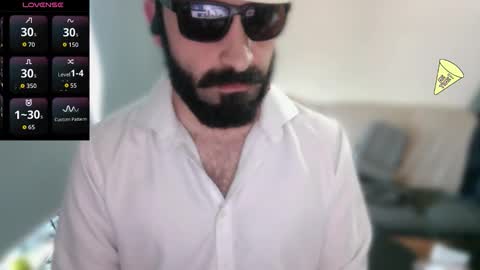 Snapshot of ona_nisme chatting on 03/25/26, 06:08 ona nisme online show from 03/25/26, 06:08