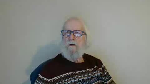 Snapshot of onanister chatting on 02/01/25, 07:36 Somewhere over the rainbow online show from 02/01/25, 07:36