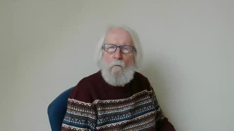 Snapshot of onanister chatting on 02/02/25, 01:19 Somewhere over the rainbow online show from 02/02/25, 01:19