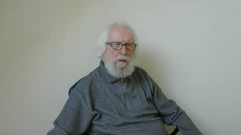 Snapshot of onanister chatting on 02/05/25, 01:22 Somewhere over the rainbow online show from 02/05/25, 01:22