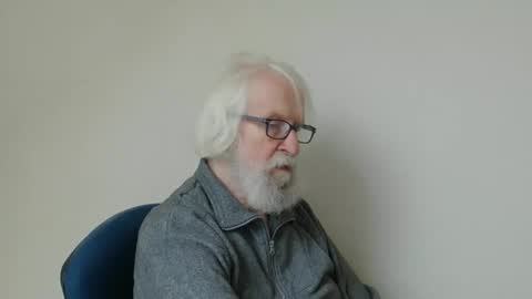 Snapshot of onanister chatting on 02/07/25, 08:22 Somewhere over the rainbow online show from 02/07/25, 08:22