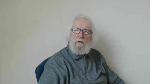 Snapshot of onanister chatting on 02/09/25, 07:49 Somewhere over the rainbow online show from 02/09/25, 07:49