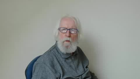 Snapshot of onanister chatting on 02/10/25, 01:22 Somewhere over the rainbow online show from 02/10/25, 01:22