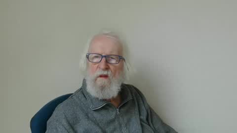 Snapshot of onanister chatting on 02/11/25, 07:54 Somewhere over the rainbow online show from 02/11/25, 07:54