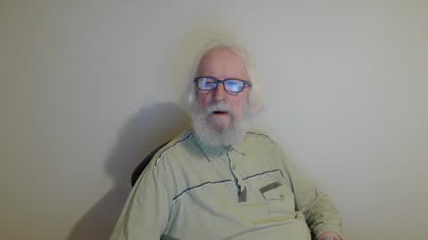 Snapshot of onanister chatting on 02/12/25, 09:43 Somewhere over the rainbow online show from 02/12/25, 09:43