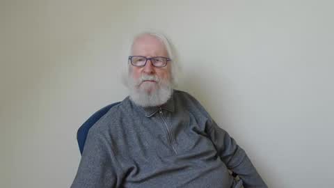 Snapshot of onanister chatting on 02/20/25, 01:19 Somewhere over the rainbow online show from 02/20/25, 01:19