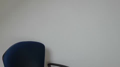 Snapshot of onanister chatting on 02/20/25, 04:25 Somewhere over the rainbow online show from 02/20/25, 04:25