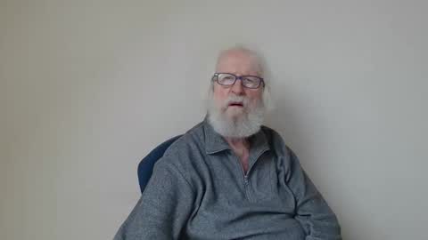 Snapshot of onanister chatting on 02/25/25, 08:25 Somewhere over the rainbow online show from 02/25/25, 08:25