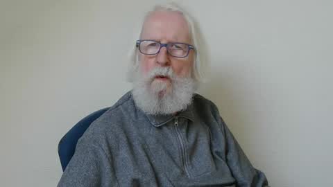 Snapshot of onanister chatting on 03/03/25, 01:20 Somewhere over the rainbow online show from 03/03/25, 01:20