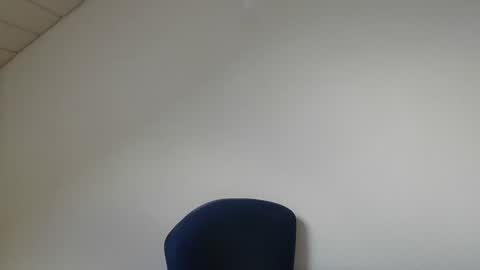 Snapshot of onanister chatting on 09/10/25, 01:55 Somewhere over the rainbow online show from 09/10/25, 01:55