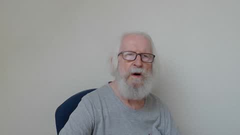 Snapshot of onanister chatting on 09/12/25, 07:30 Somewhere over the rainbow online show from 09/12/25, 07:30