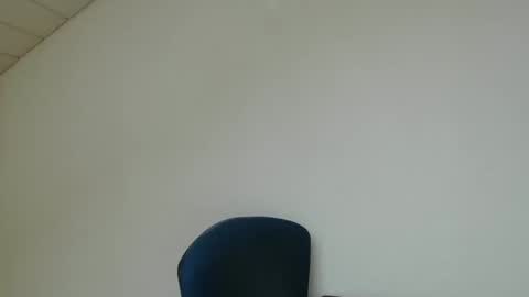 Snapshot of onanister chatting on 09/23/25, 07:22 Somewhere over the rainbow online show from 09/23/25, 07:22