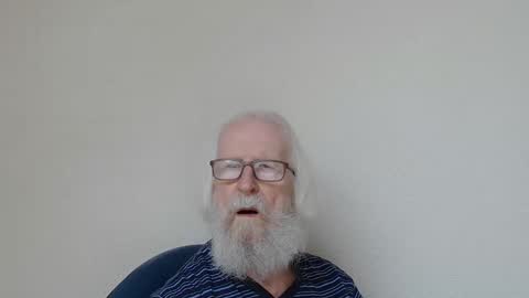 Snapshot of onanister chatting on 10/06/25, 06:55 Somewhere over the rainbow online show from 10/06/25, 06:55