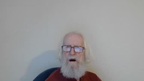 Snapshot of onanister chatting on 10/09/25, 06:55 Somewhere over the rainbow online show from 10/09/25, 06:55