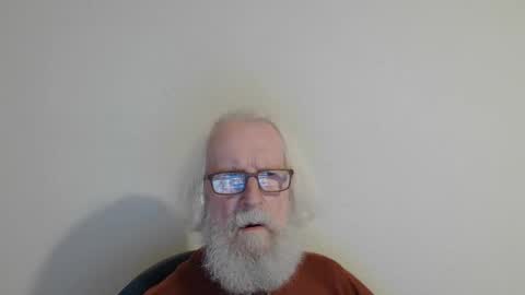 Snapshot of onanister chatting on 10/09/25, 08:40 Somewhere over the rainbow online show from 10/09/25, 08:40