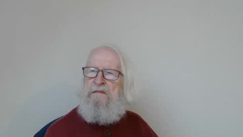 Snapshot of onanister chatting on 10/19/25, 07:09 Somewhere over the rainbow online show from 10/19/25, 07:09