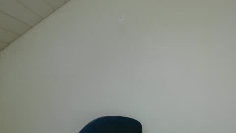 Snapshot of onanister chatting on 10/23/25, 08:13 Somewhere over the rainbow online show from 10/23/25, 08:13