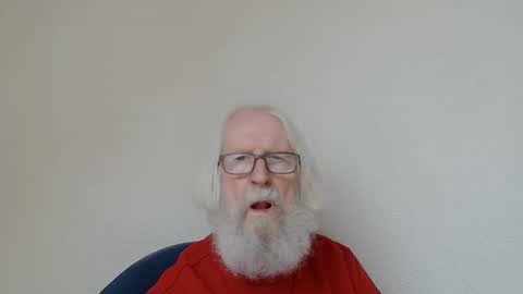 Snapshot of onanister chatting on 11/03/25, 08:15 Somewhere over the rainbow online show from 11/03/25, 08:15