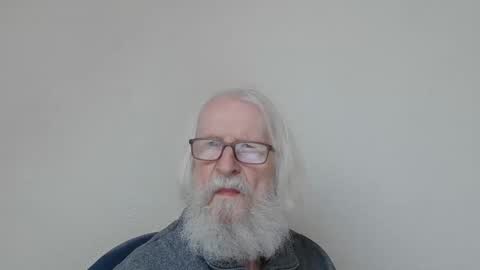 Snapshot of onanister chatting on 11/09/25, 07:50 Somewhere over the rainbow online show from 11/09/25, 07:50