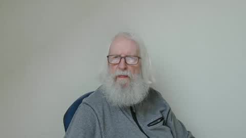 Snapshot of onanister chatting on 01/17/26, 03:06 Somewhere over the rainbow online show from 01/17/26, 03:06