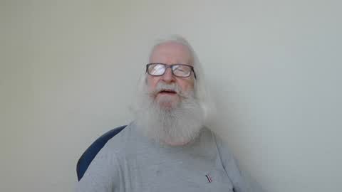 Snapshot of onanister chatting on 03/03/26, 08:09 Somewhere over the rainbow online show from 03/03/26, 08:09