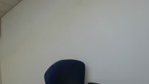 Snapshot of onanister chatting on 03/21/26, 08:19 Somewhere over the rainbow online show from 03/21/26, 08:19