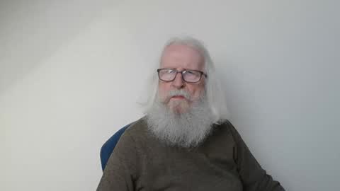 Snapshot of onanister chatting on 04/23/26, 07:20 Somewhere over the rainbow online show from 04/23/26, 07:20