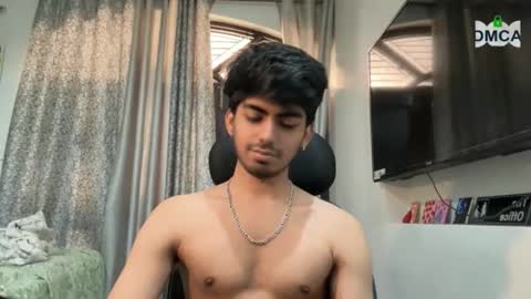 Snapshot of onarch chatting on 04/15/26, 06:42 onarch online show from 04/15/26, 06:42