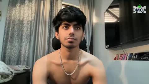 Snapshot of onarch chatting on 04/29/26, 08:40 onarch online show from 04/29/26, 08:40