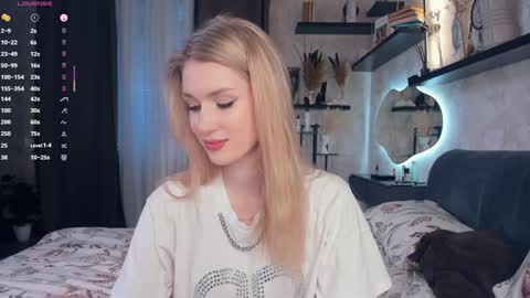 Ana online show from 11/16/25, 07:03