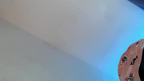 Snapshot of one_sweet_day18 chatting on 02/13/25, 05:05 jessy online show from 02/13/25, 05:05