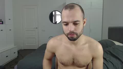 onebestlover online show from 02/10/25, 09:14