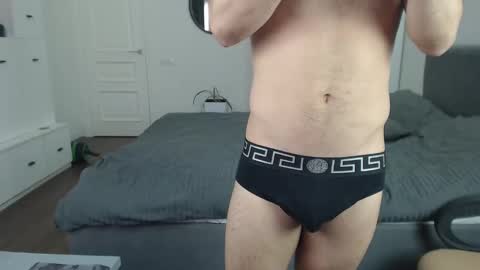 onebestlover online show from 02/13/25, 12:00