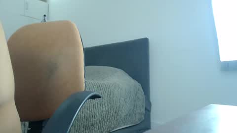 onebestlover online show from 02/02/26, 01:21