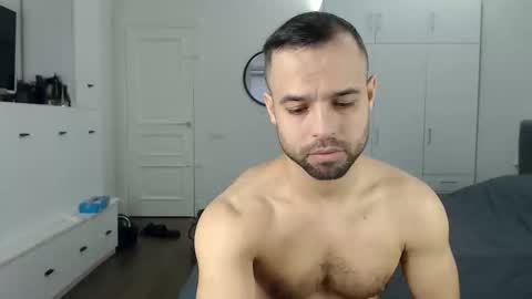 onebestlover online show from 04/09/26, 06:02