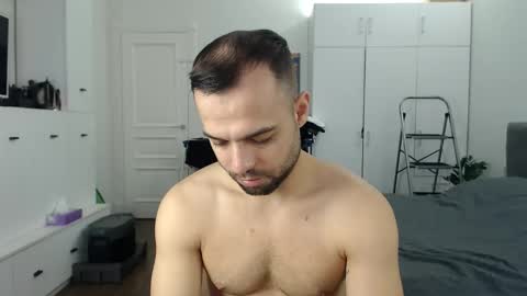 onebestlover online show from 04/17/26, 08:17