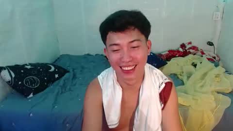 Snapshot of onebigloadxxx chatting on 11/21/25, 02:16 Wyn Will serve you and be your slave online show from 11/21/25, 02:16