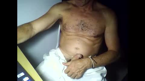 Snapshot of oneeedge chatting on 11/24/25, 07:46 Edge online show from 11/24/25, 07:46