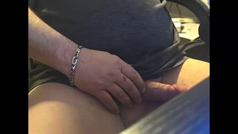 Unpredictable online show from 03/08/26, 01:26