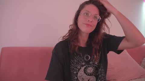 Ariel online show from 09/10/25, 09:15