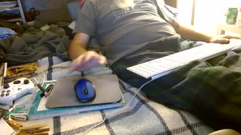 Snapshot of onemattu chatting on 10/05/25, 05:39 Mattu online show from 10/05/25, 05:39