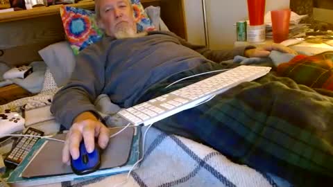 Snapshot of onemattu chatting on 10/14/25, 05:30 Mattu online show from 10/14/25, 05:30