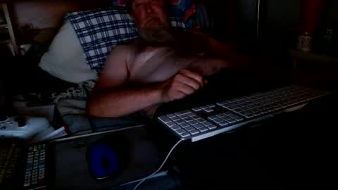 Snapshot of onemattu chatting on 11/07/25, 06:57 Mattu online show from 11/07/25, 06:57