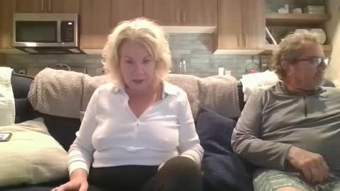 couple mature milf bigboobs curvy mommydaddy online show from 01/08/25, 05:48