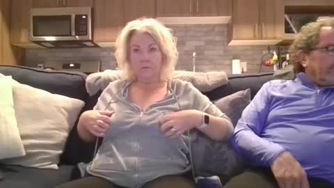 couple mature milf bigboobs curvy mommydaddy online show from 01/14/25, 10:44