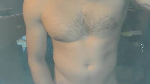 Snapshot of onerknees chatting on 11/26/25, 12:33 onerknees online show from 11/26/25, 12:33