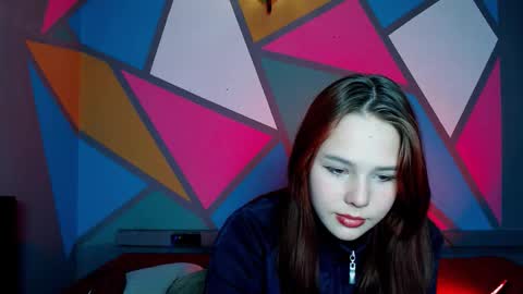 onessandra online show from 11/19/25, 05:40