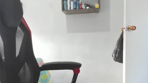 Andres INDEPENDENT MODEL online show from 12/02/24, 08:11