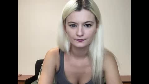 Onika online show from 09/15/25, 09:59