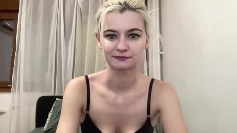 Snapshot of onika_cox chatting on 04/14/26, 03:07 Onika online show from 04/14/26, 03:07